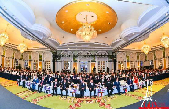 我会陈越华会长应邀出席第二届中法大湾区企业家峰会暨粤港澳大湾区企业家联盟六周年庆典.jpg