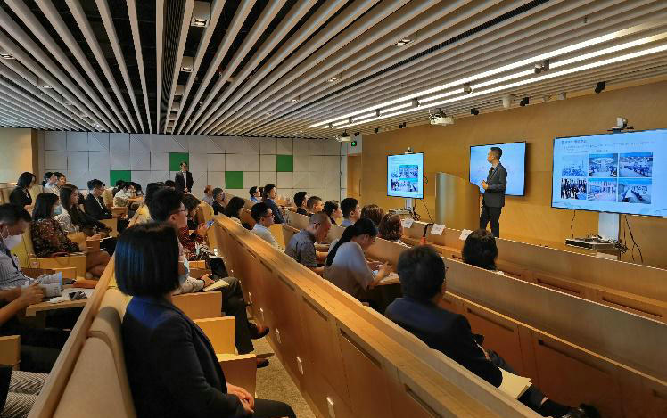 我会成功举办香港“机场城市”蓝图及11天空项目宣讲会.jpg