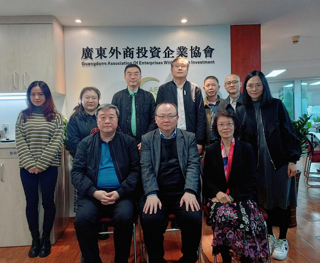 省协会秘书处召开2022年老领导迎春茶话会1.jpg