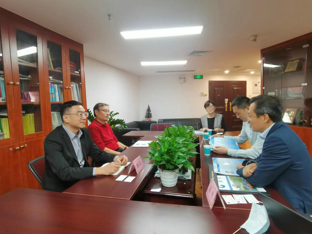 协会秘书处接待副会长企业亚萨合莱来访.jpg