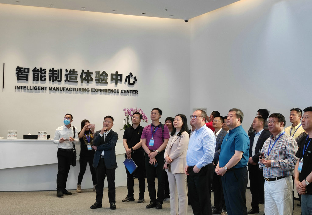 我会组织广东外商投资企业赴四川经贸考察交流 (4).jpg