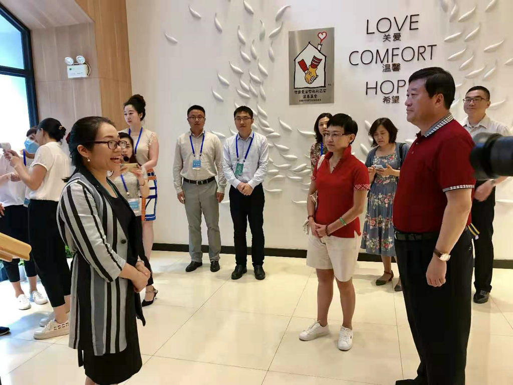 参观长沙叔叔之家 (3).jpg
