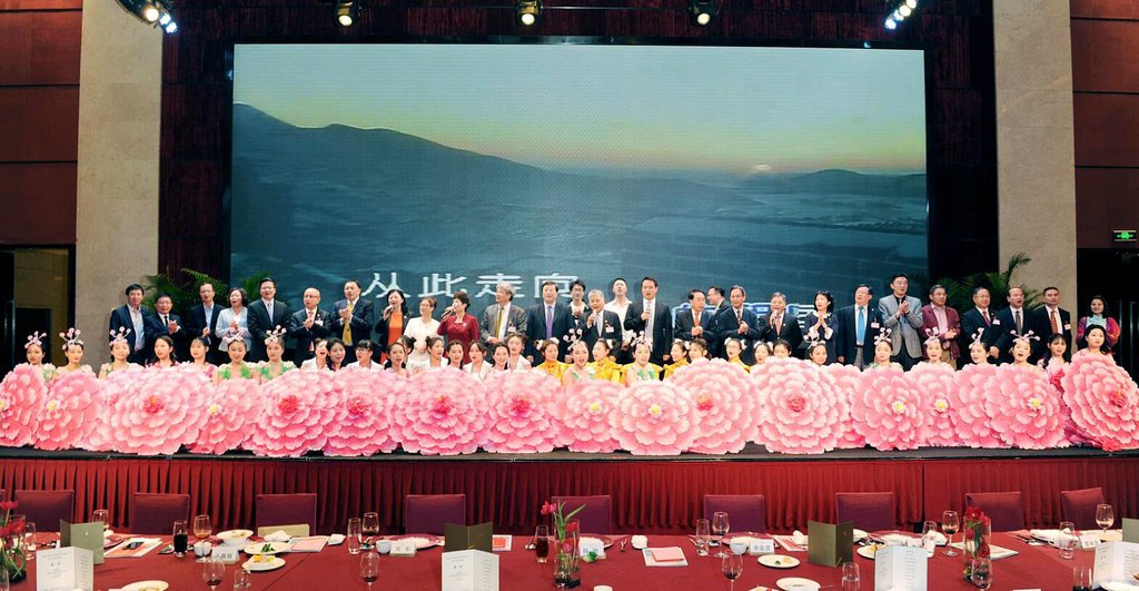 吴军会长出席惠州市外商投资企业协会2019年春茗晚会 (3).jpg