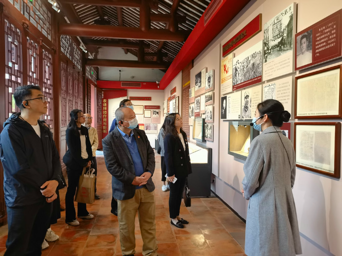 我会陈越华会长带领秘书处赴广州农讲所开展“让红色基因、革命精神薪火相传”主题党日活动 (2).jpg