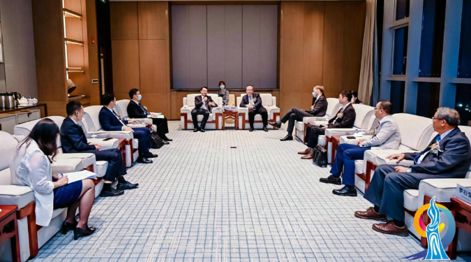 我会陈越华会长出席珠海协会第九届理事会就职仪式.jpg
