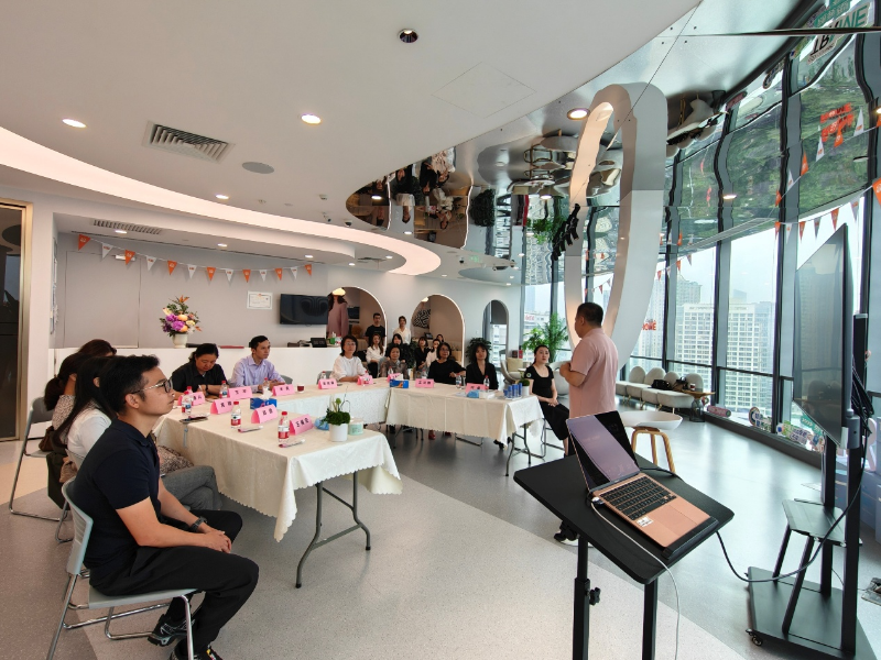 协会妇女工作委员会成功举办“时光凝驻·焕美肌秘”女性护肤分享主题活动.docx_1