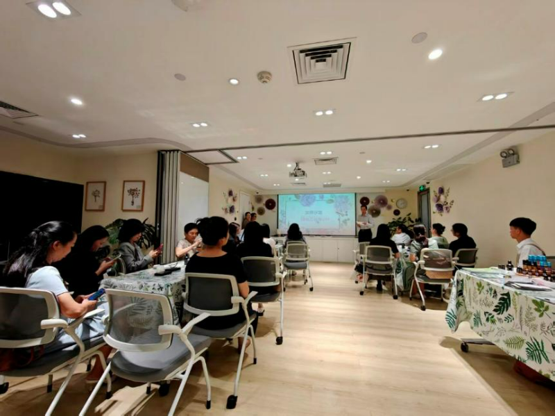 协会组织会员单位赴副会长单位多特瑞广州生活馆开展交流活动.docx_1